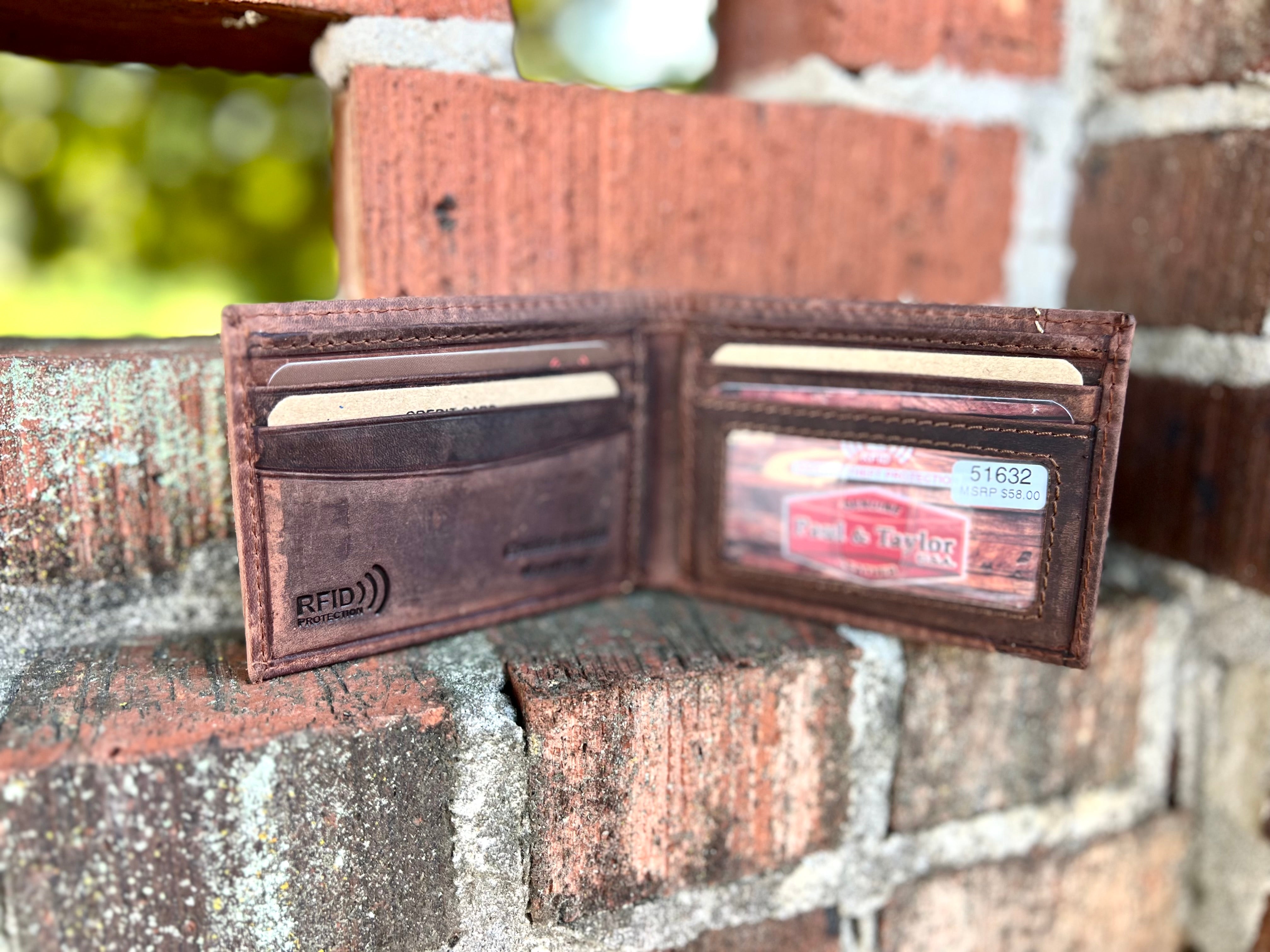 The Gregg Bifold Wallet in Honey Brown