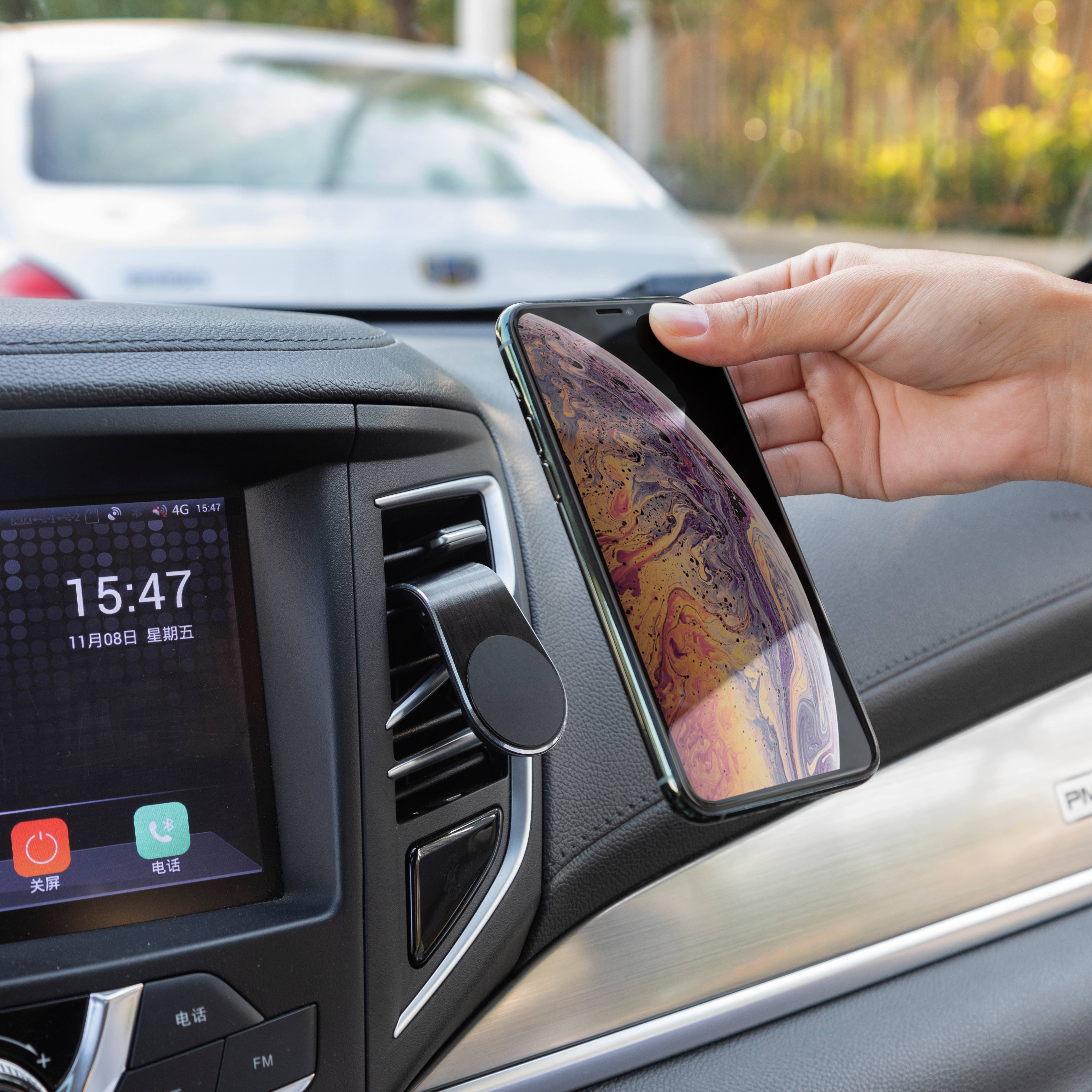 Magnetic Air Vent Clip for Smartphones