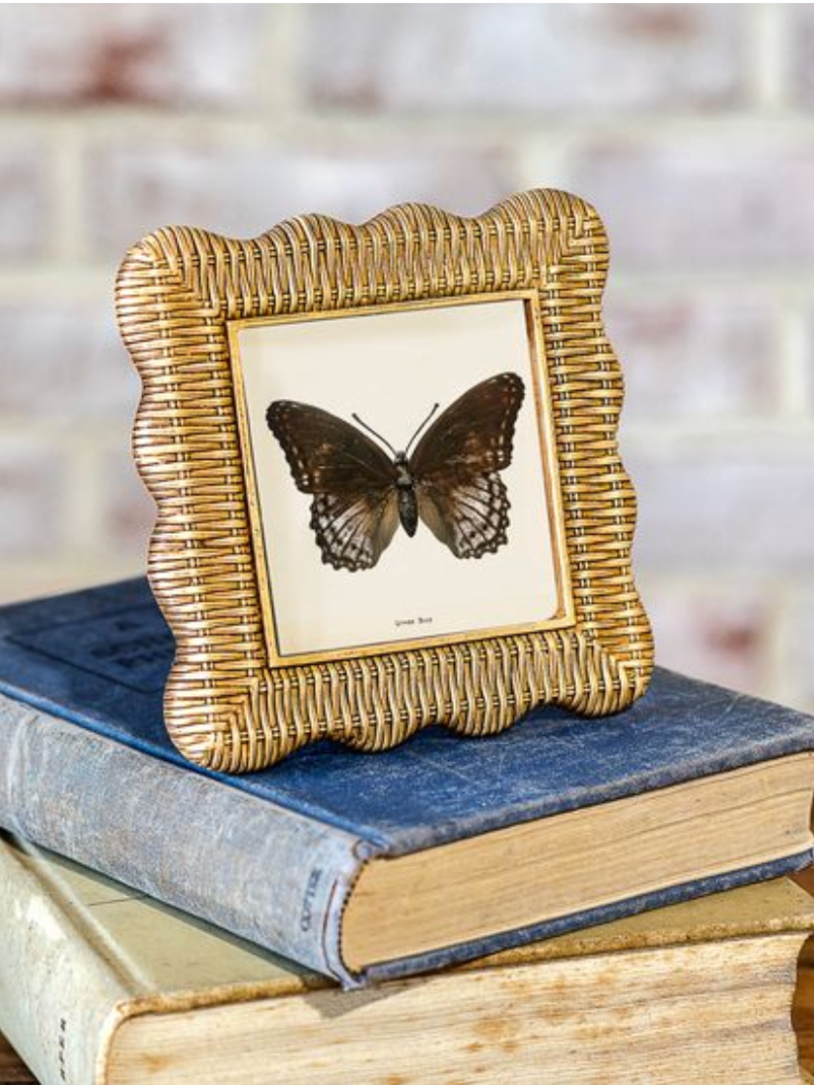 textured weave like 3x3 frame