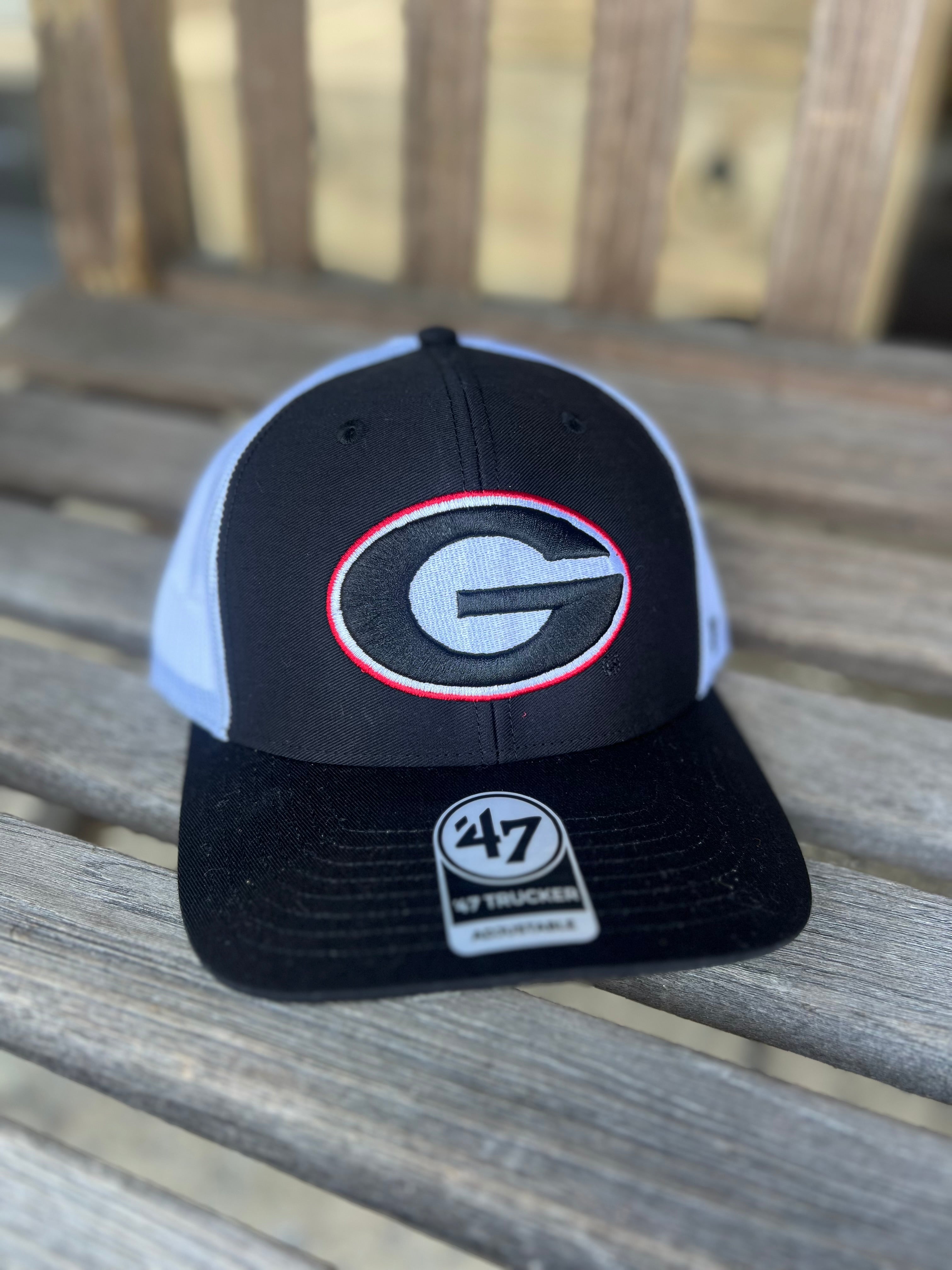 Georgia Bulldogs Black Logo Trucker Hat