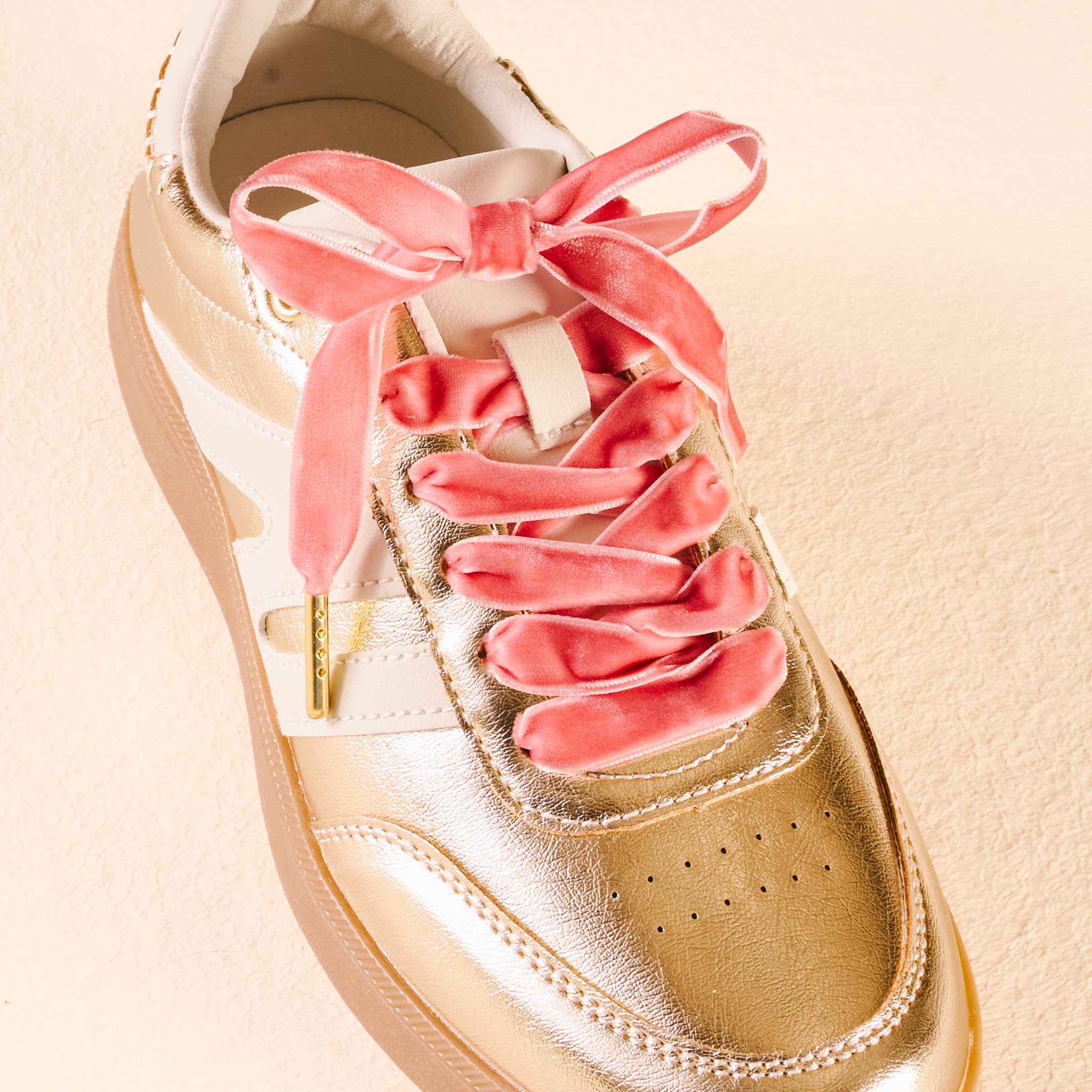Step It Up Shoelaces in Velvet Rose