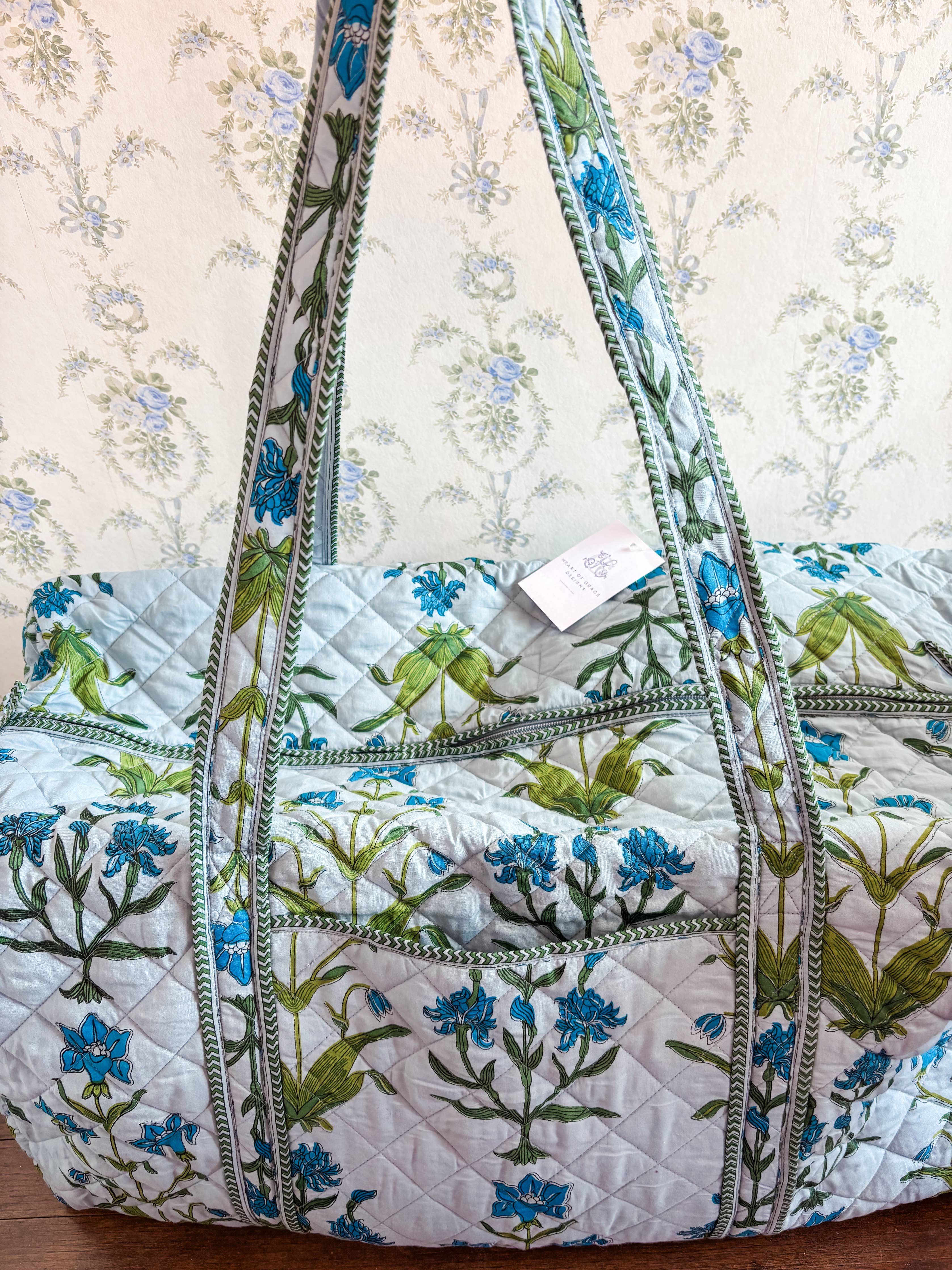 Iris Luxe XL Quilted Duffle Bag