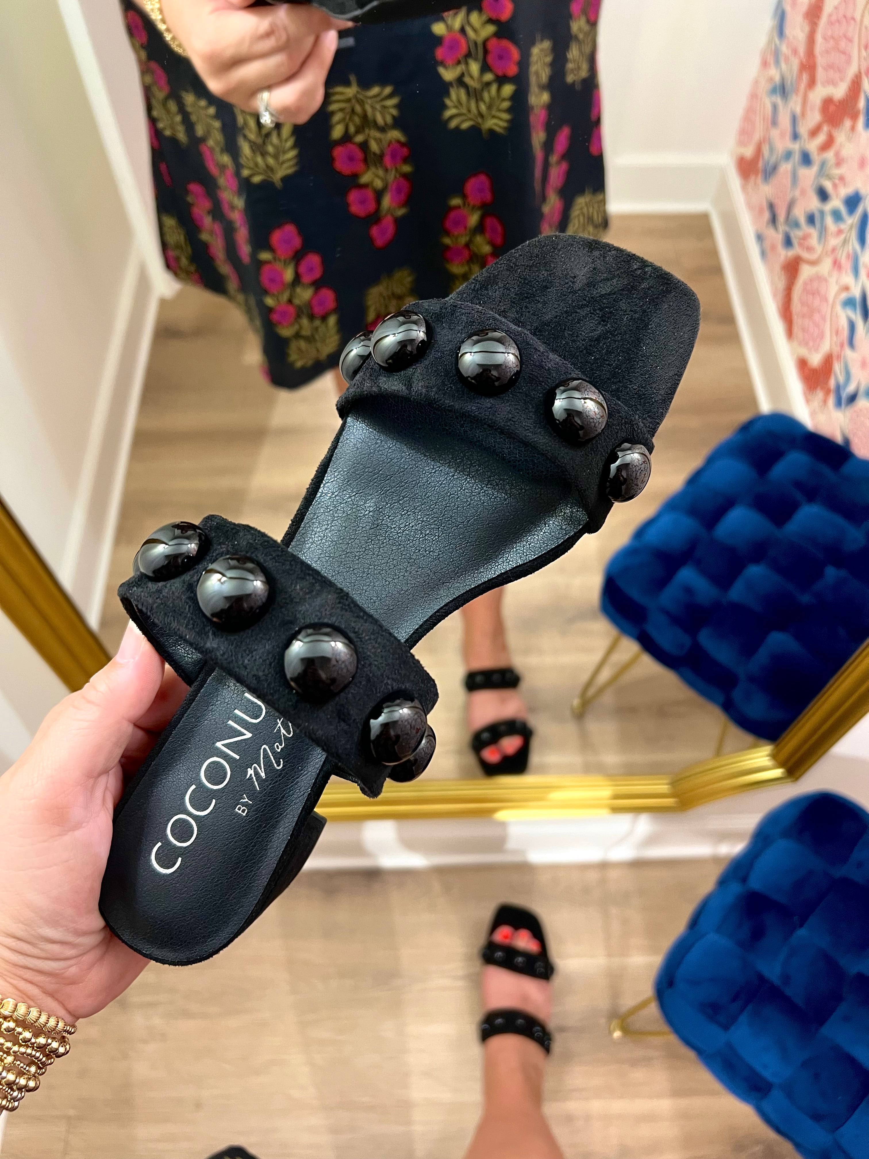 Venus Heeled Sandal in Black