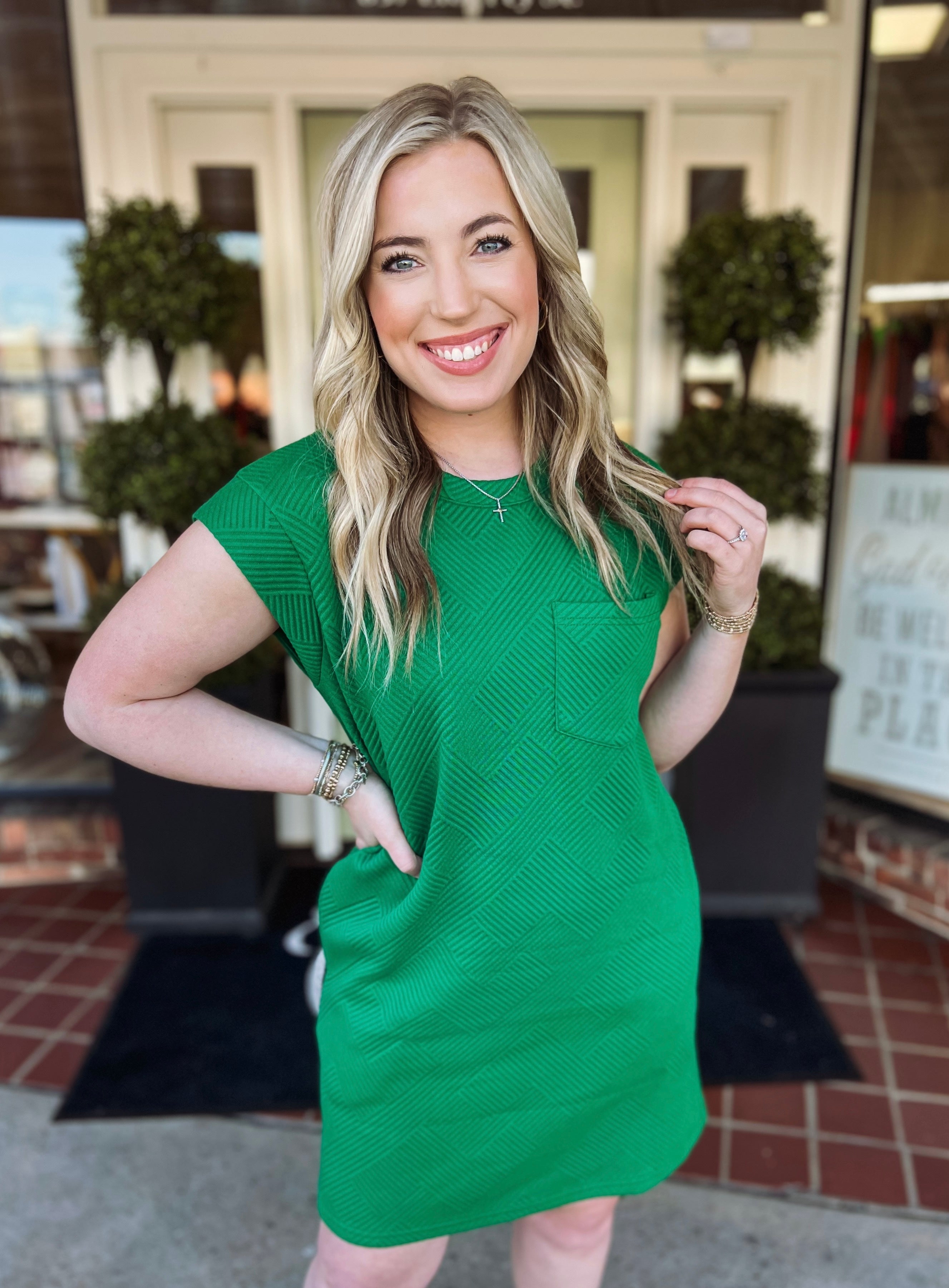The Darcy Textured Dress in Kelly Green