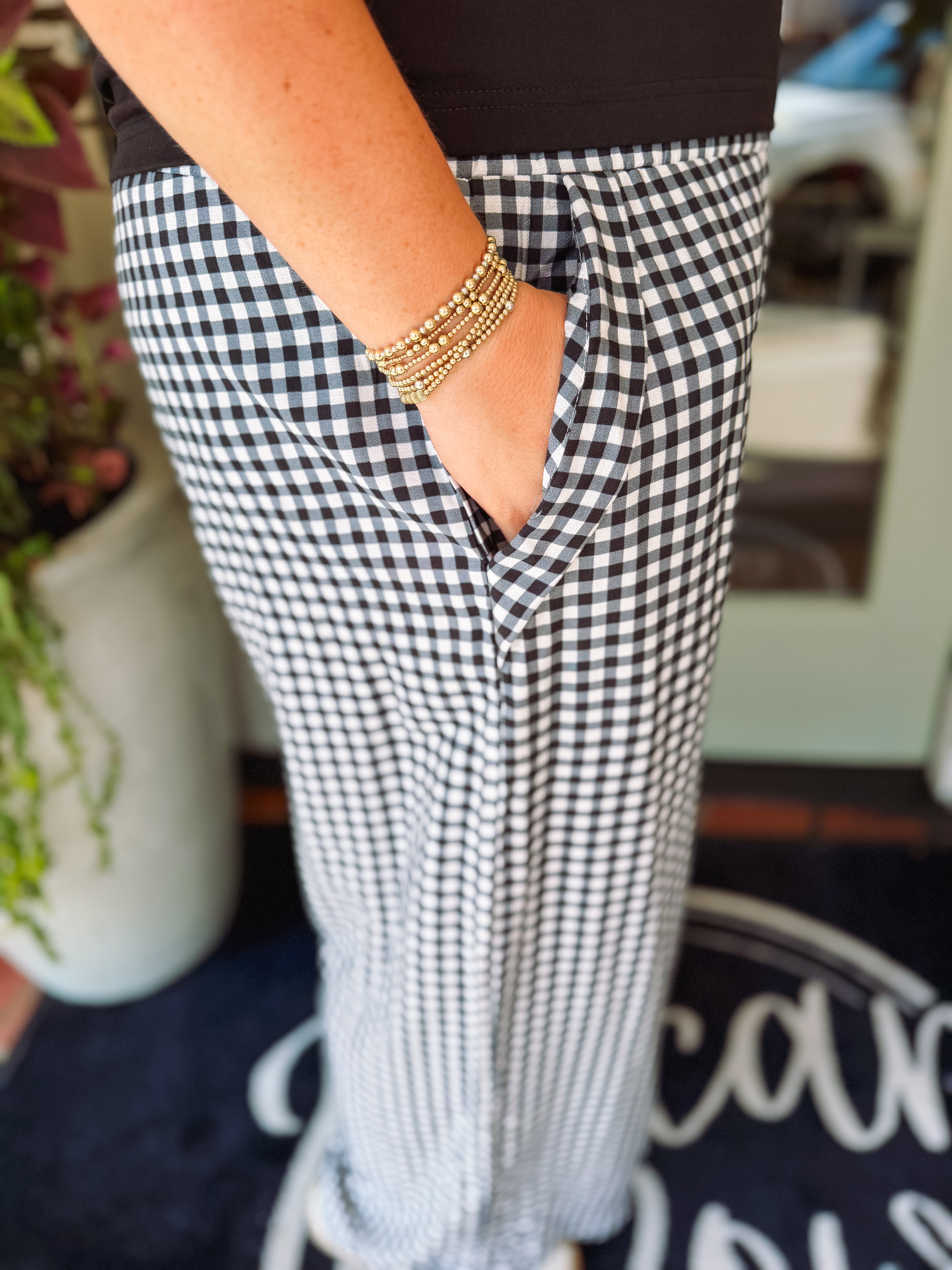 The Remi Gingham Scallop Hem Pants in Black (XL-2X)