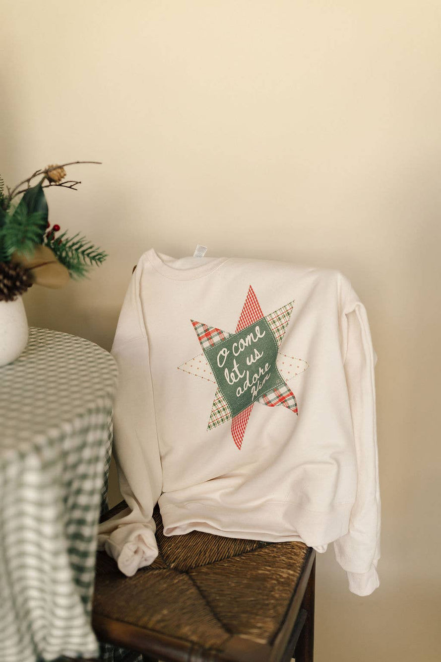 Christmas Quilt O Come Let us adore Him Sweatshirt (S-3X)