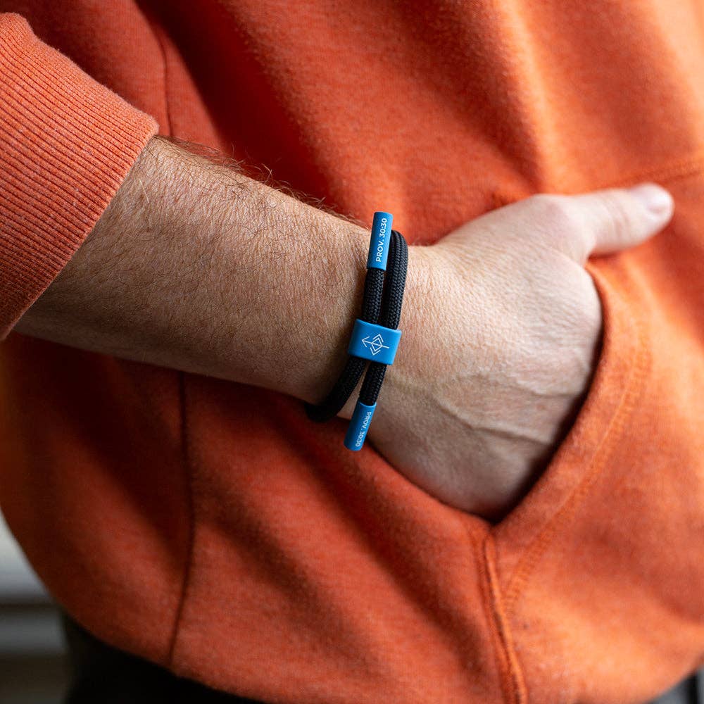 DON'T BACK DOWN Christian Cord Bracelet