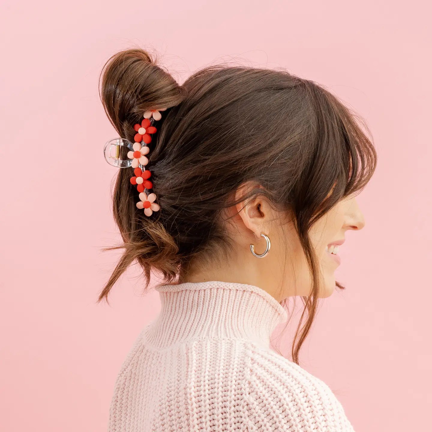 The Daisy Claw Clip in Sweet Red