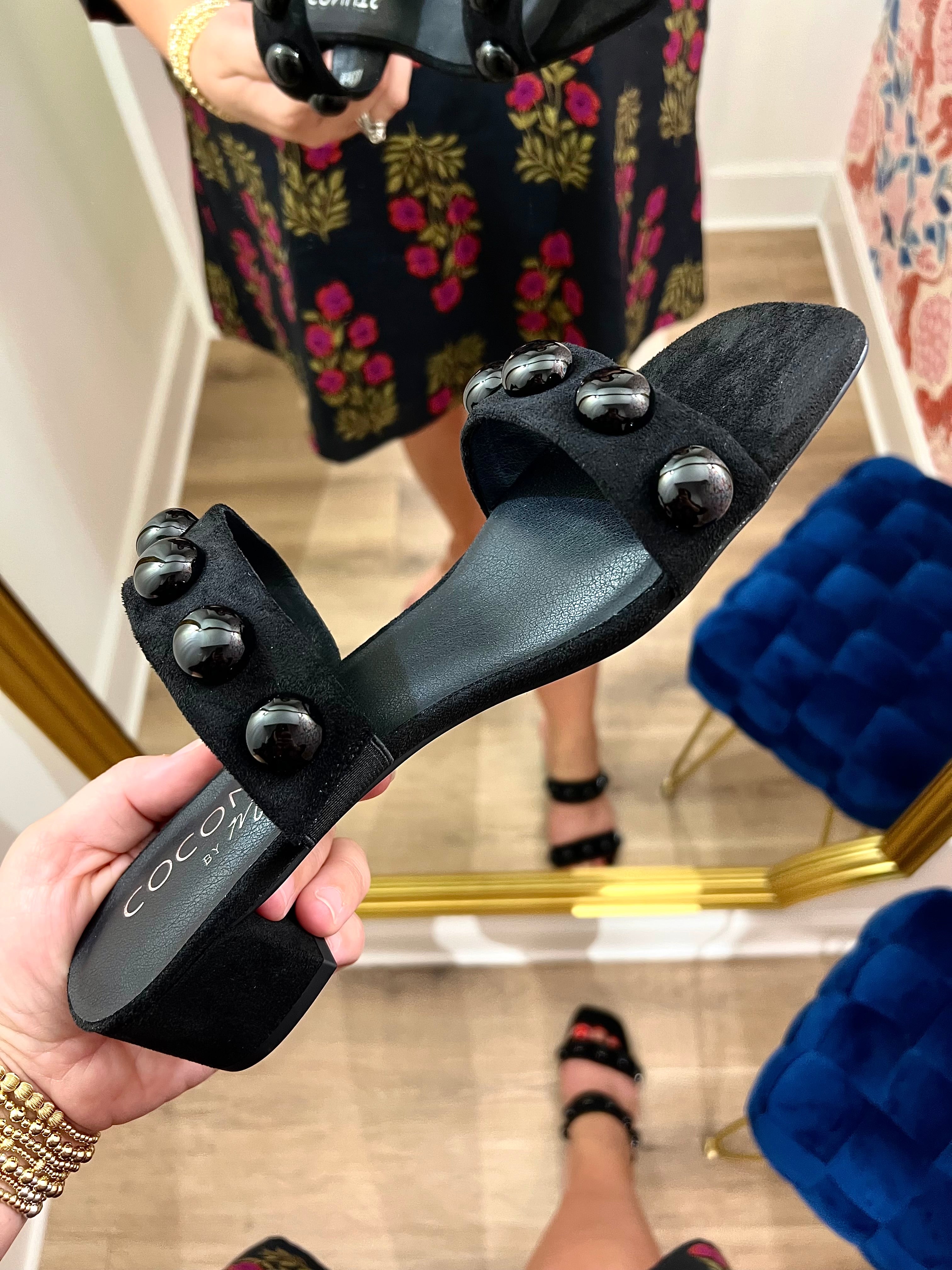 Venus Heeled Sandal in Black