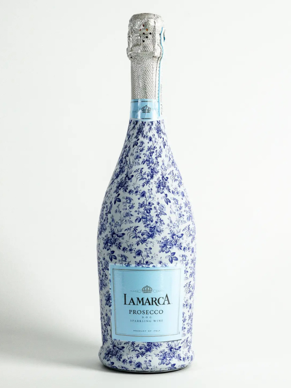 Decorative bottle wrap for a bottle of prosecco