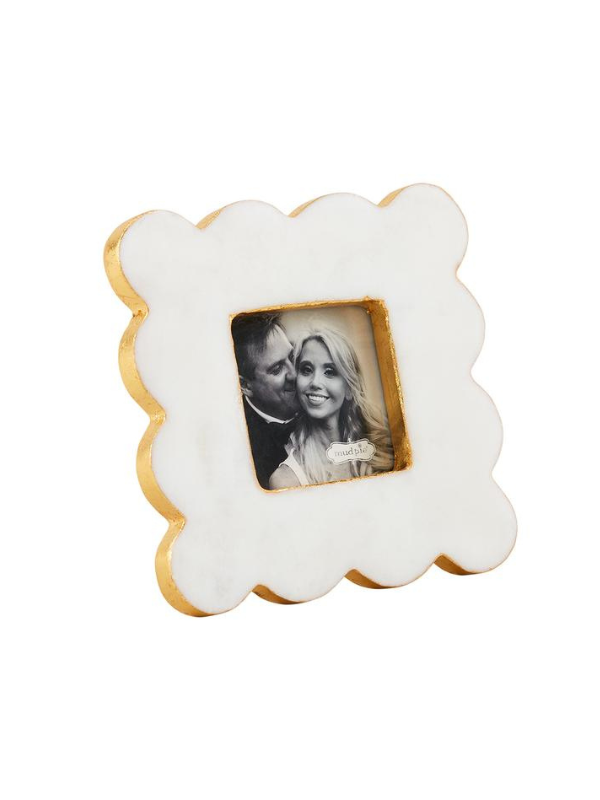 Square Scallop Marble Frame