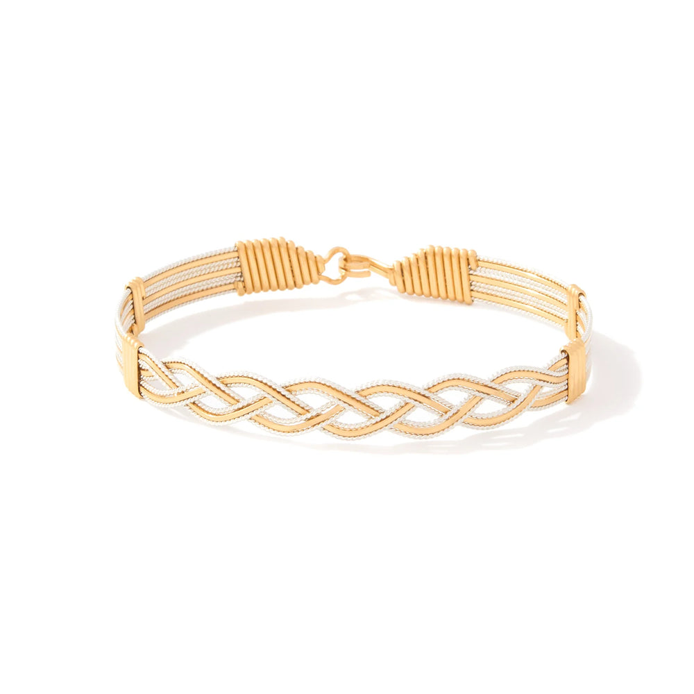 Silver and gold Through The Years wire Ronaldo bracelet, handcrafted with an elegant and timeless style.