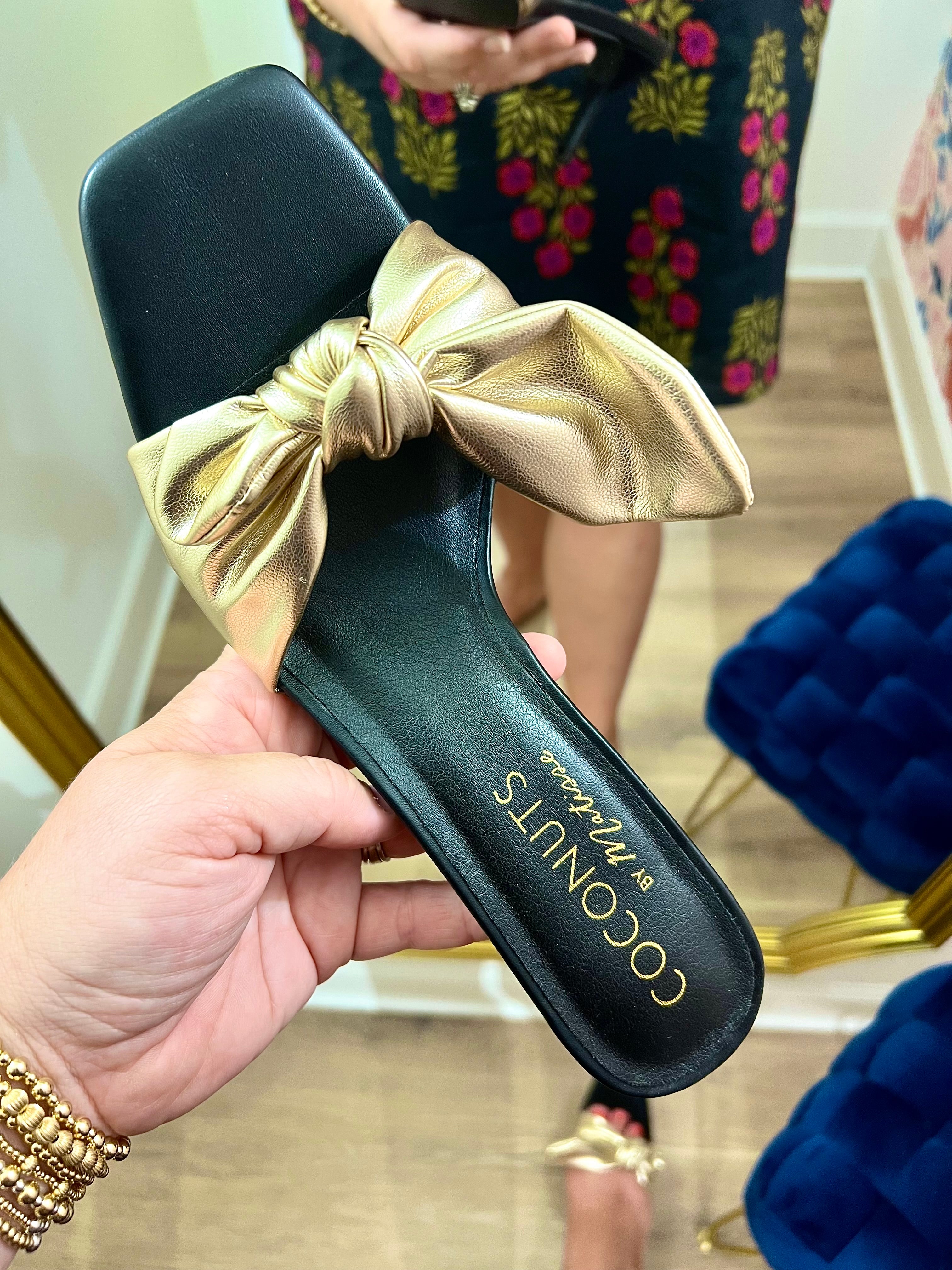 Uptown Kitten Heel in Gold