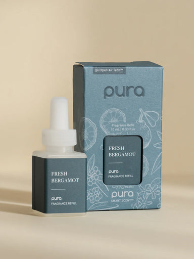 Pura scent with notes of bergamot Italy, lemon, sage, star jasmine, freesia, rose Centifolia Pays, musk, sandalwood, heliotrope, and amberwood