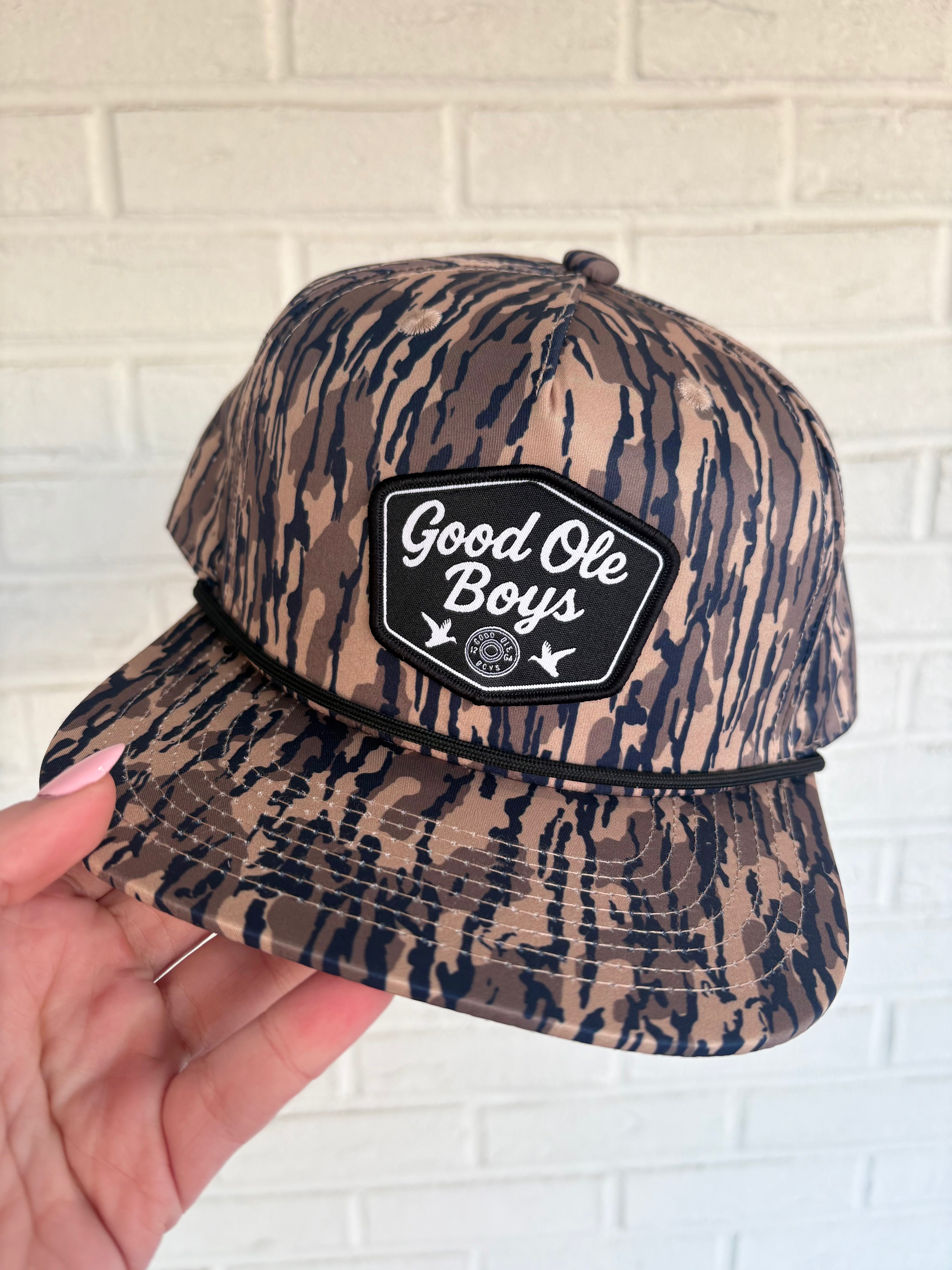 Camoflauge mossy oak rope hat with black patch good ole boys hunting 