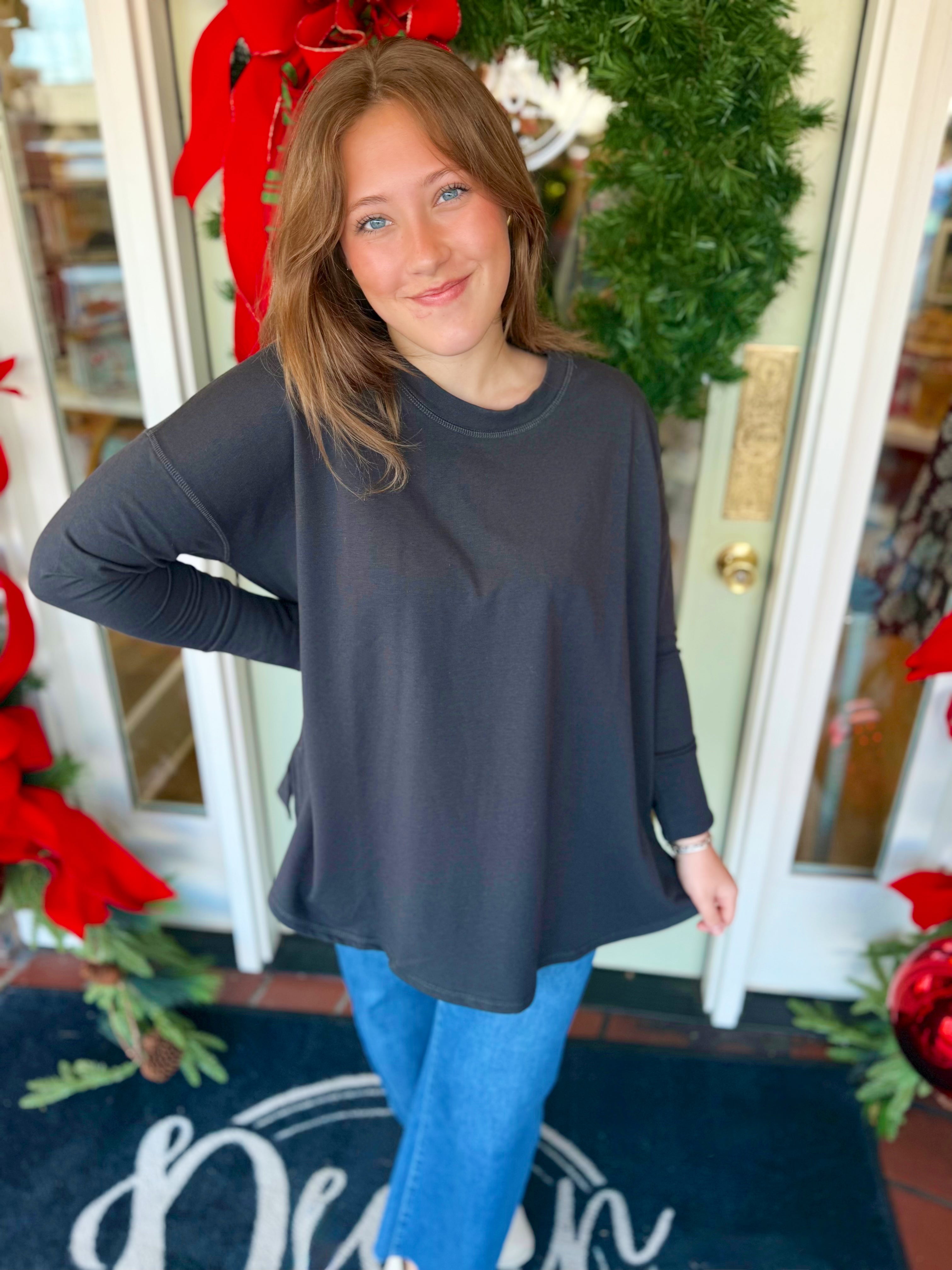 The Libba Hem Top in Black