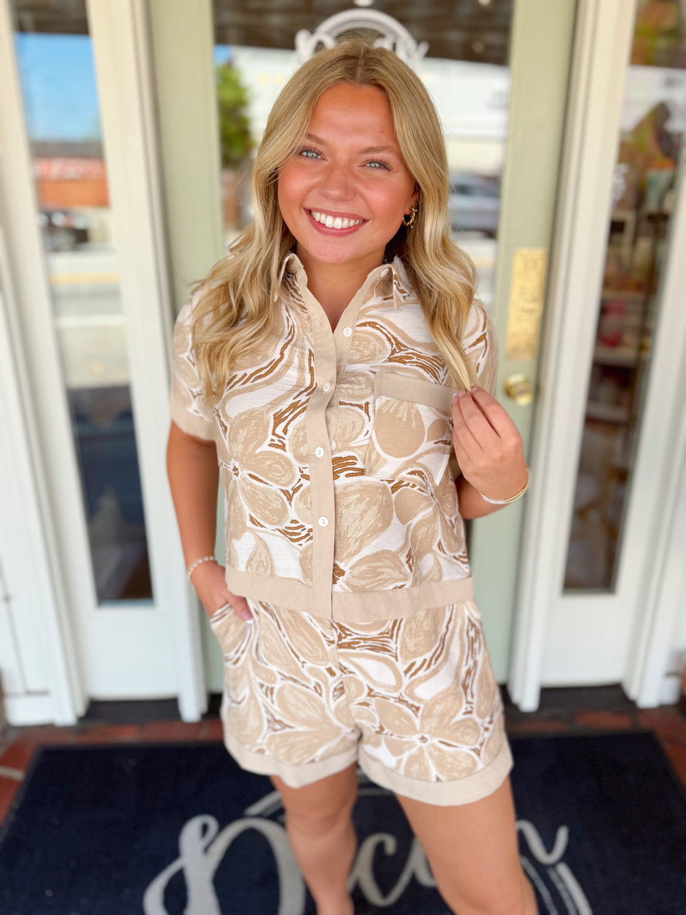 The Arizona Contrast Detail Top (S-L)