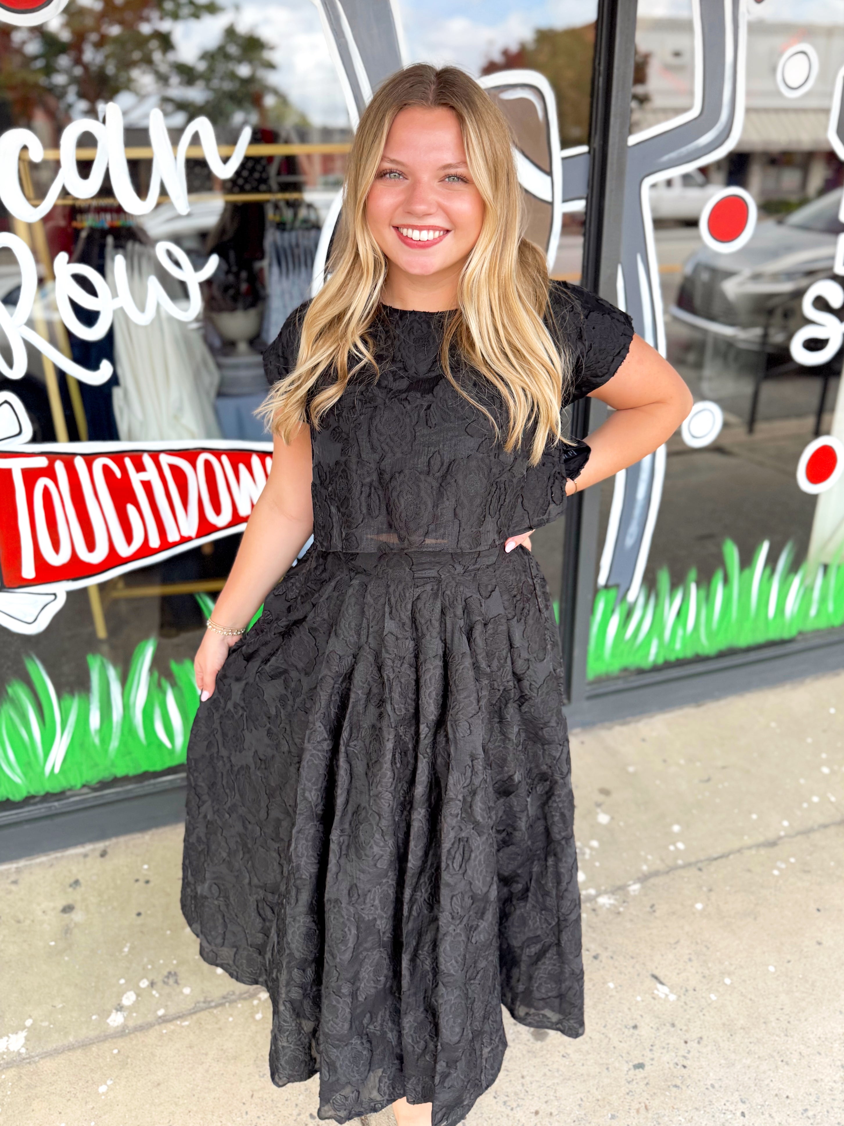 Calling The Dawgs Top