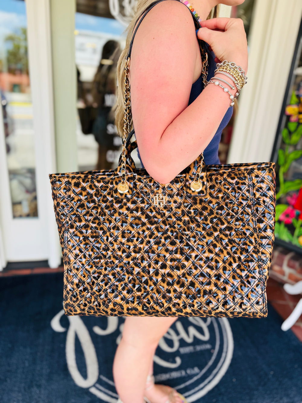Missy Tote in Spotted Patent