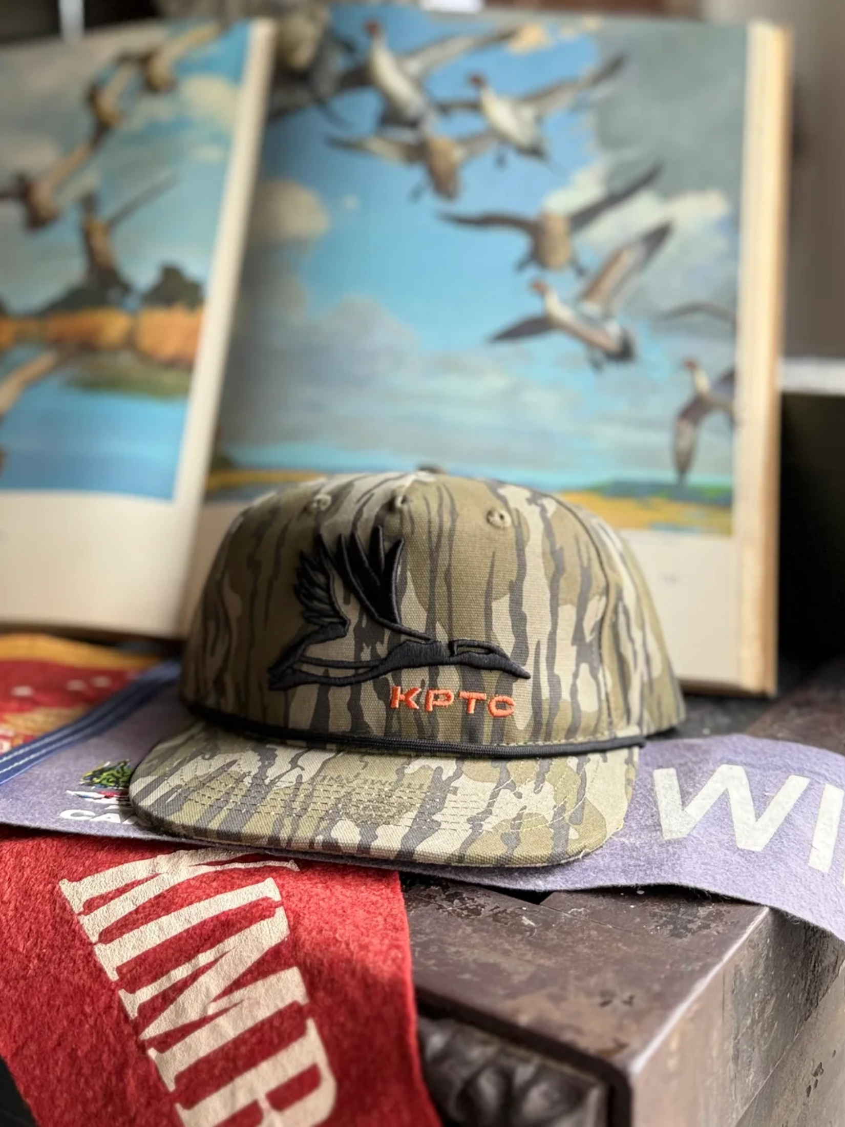Logo Neon Rope Hat in camo