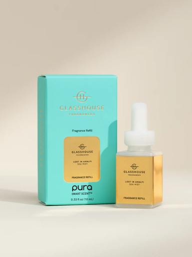 Pura scent with notes of freesia, marine salt, lime, bergamot, lemon, lavender, thyme, tarragon, moss, musk, and patchouli