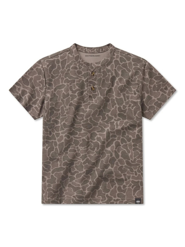 Old school camo short sleeve 2 button top for men 