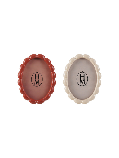 Oval Scalloped Photo Frame- 2 Colors 
