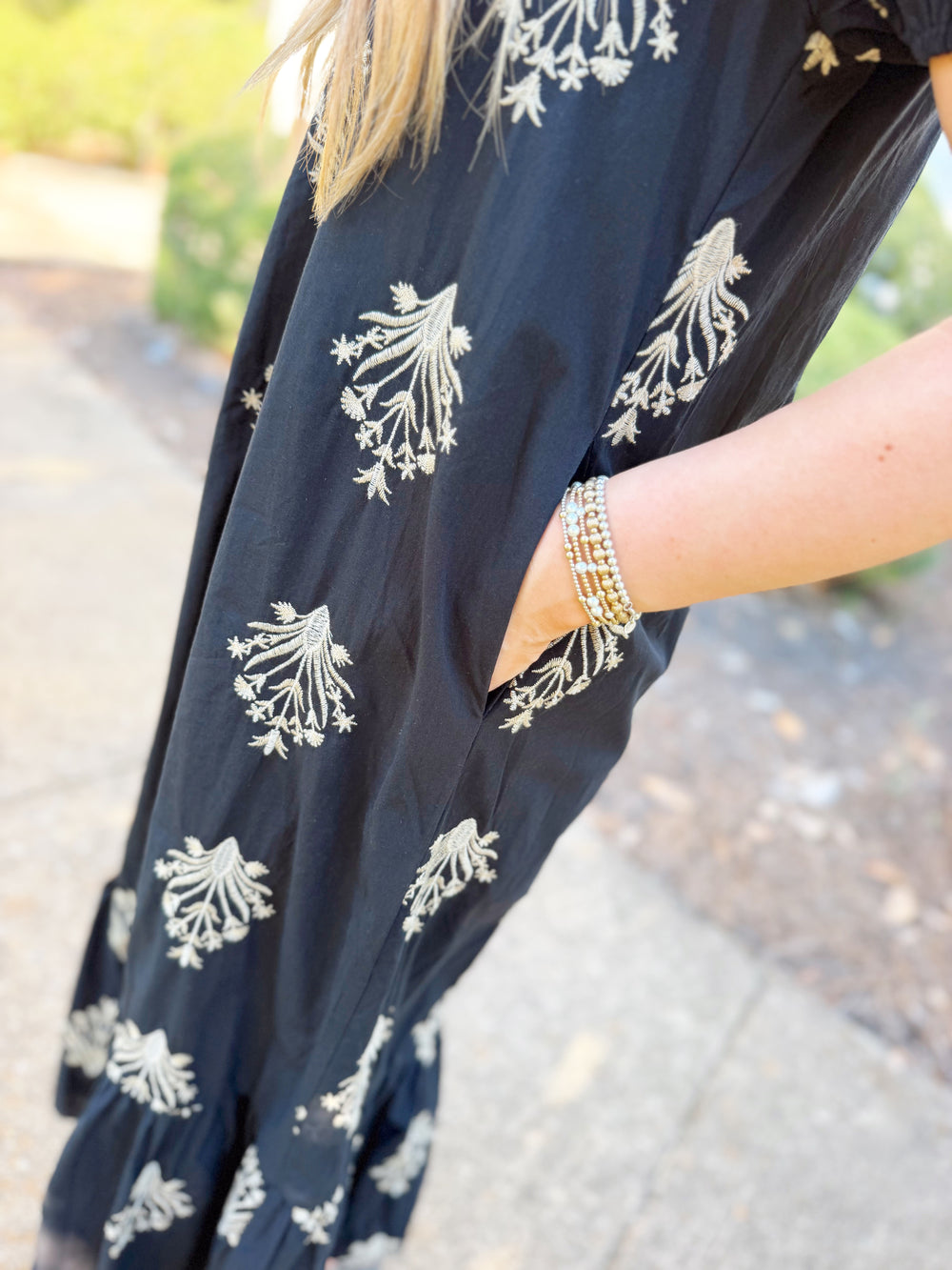 The Lacie Embroidered Puff Sleeve Dress (S-L)