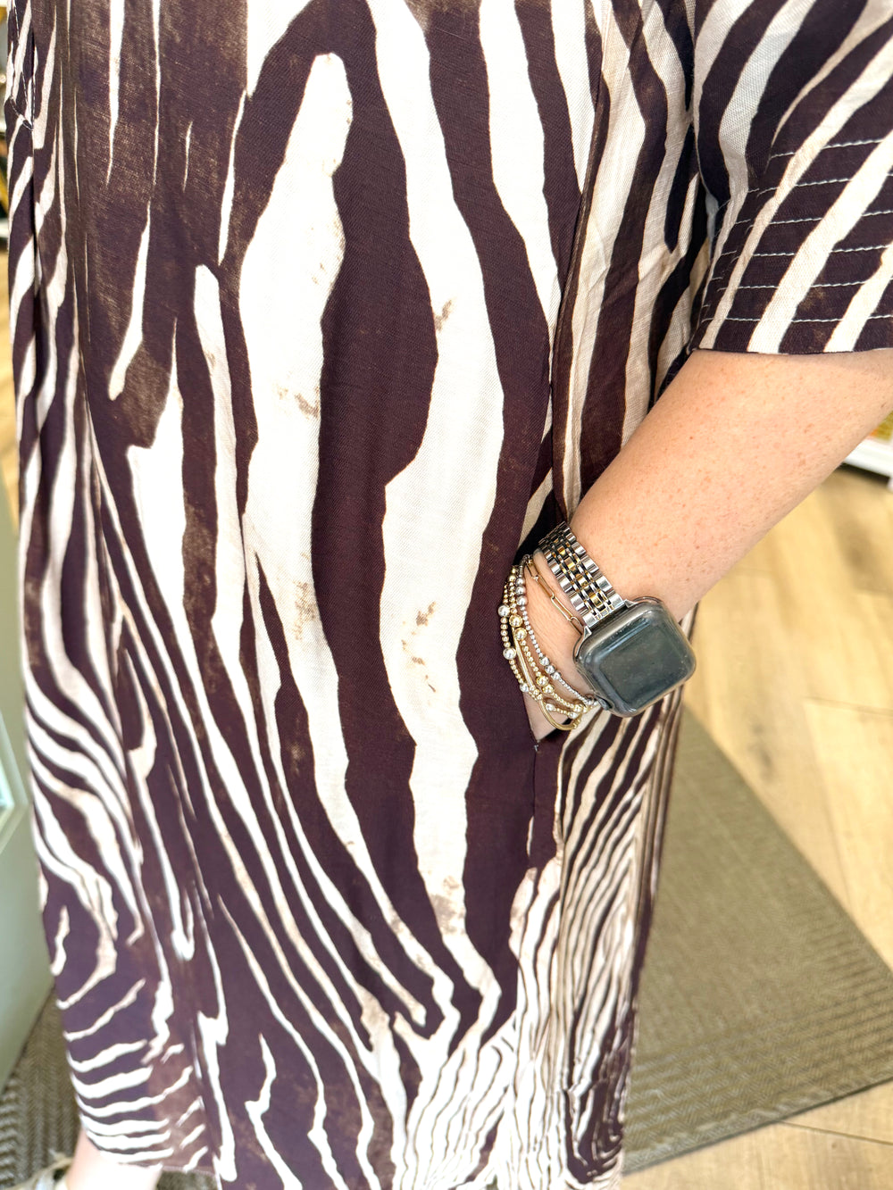 The Madaline Printed Dress in Brown (S-L)