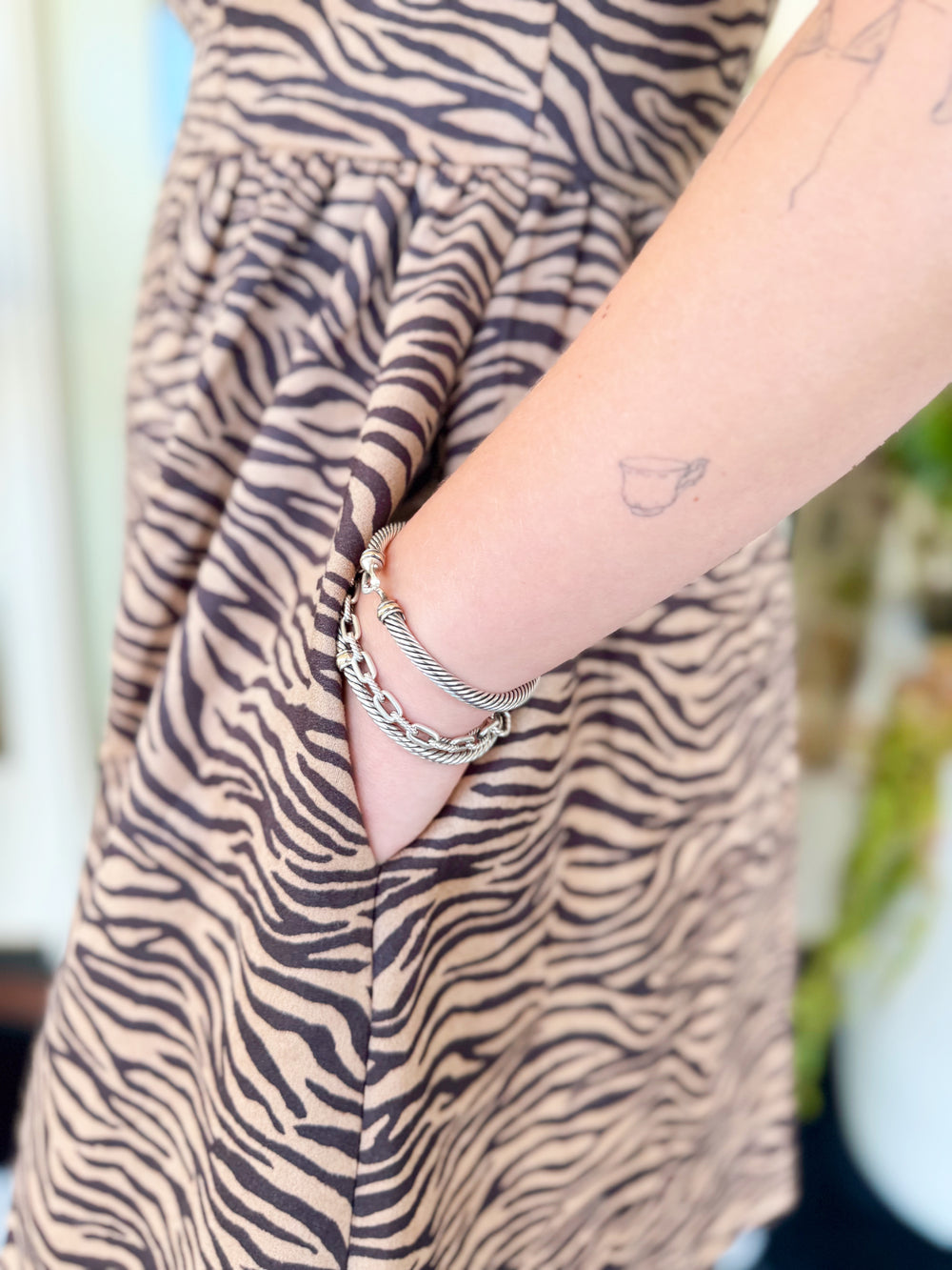 The Lilah Printed Mini Dress (S-L)