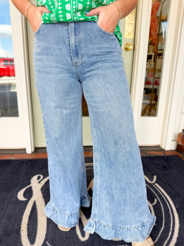 Mineral wash ruffle hem jeans 