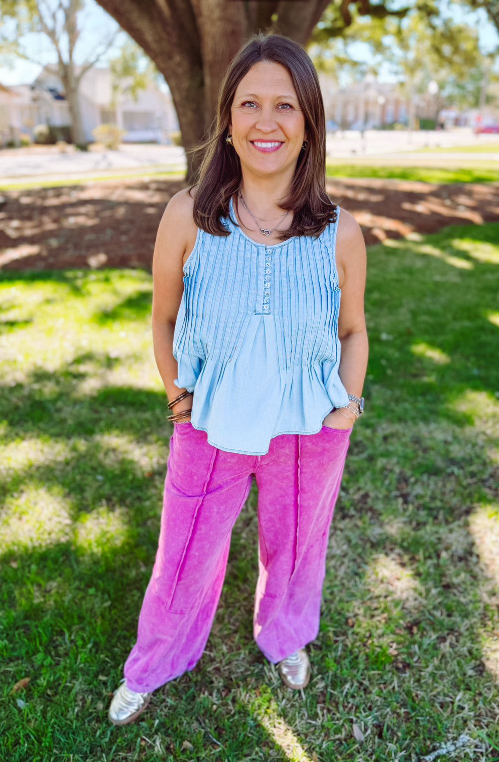 Chambray sleeveless blouse 