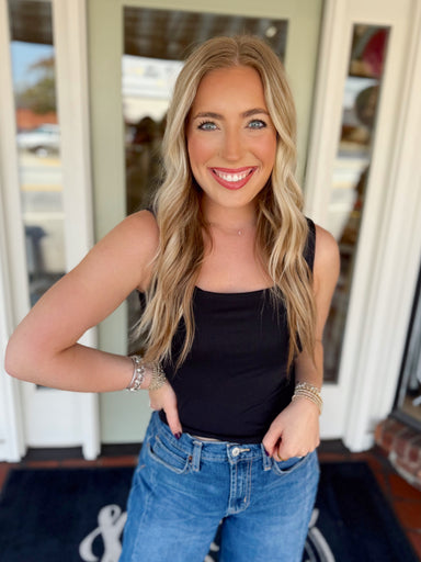 Basic square neck top in black
