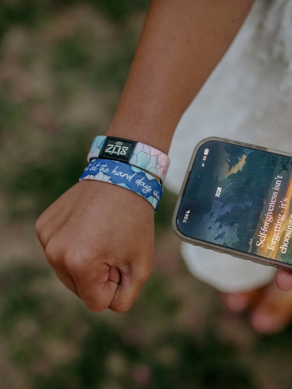 Don't Let the Hard Days Win Bible Verse Bracelet