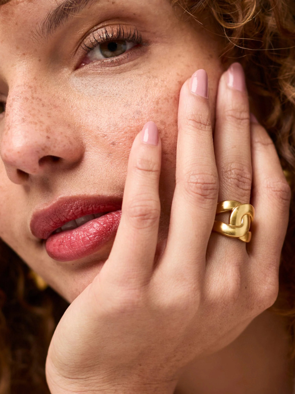 Infinity Ring in Size 8 By Julie Vos