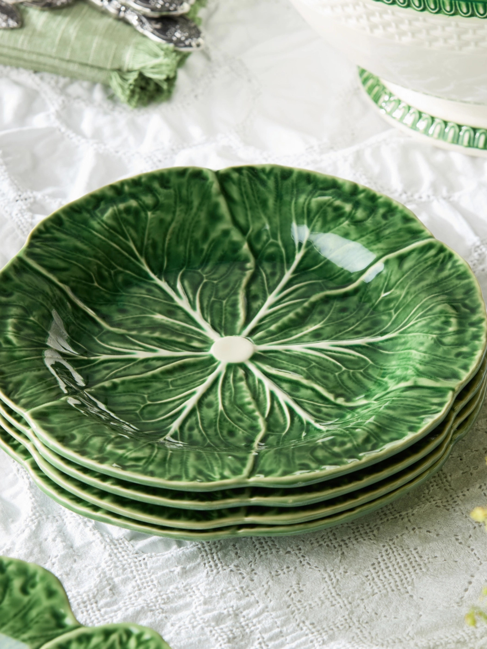 Le Jardin Cabbage 3-D 9in Salad Plate