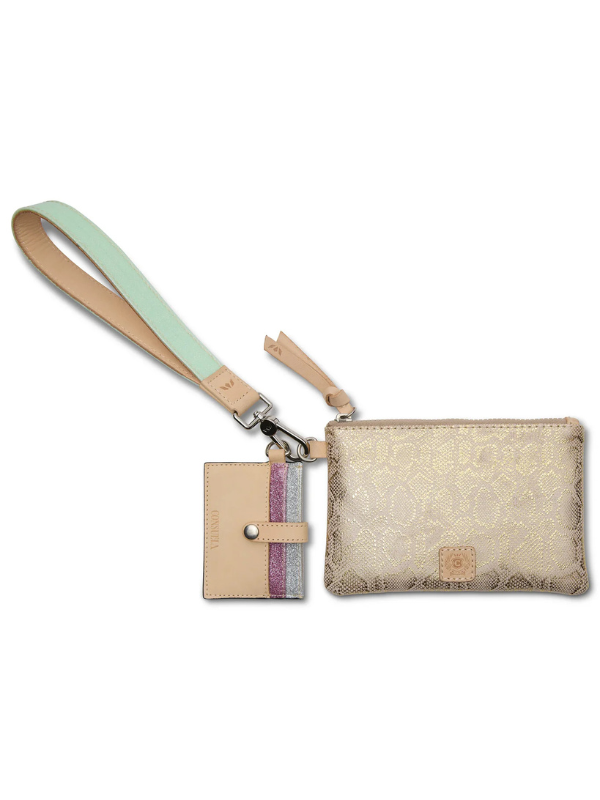 Leah Combi by Consuela