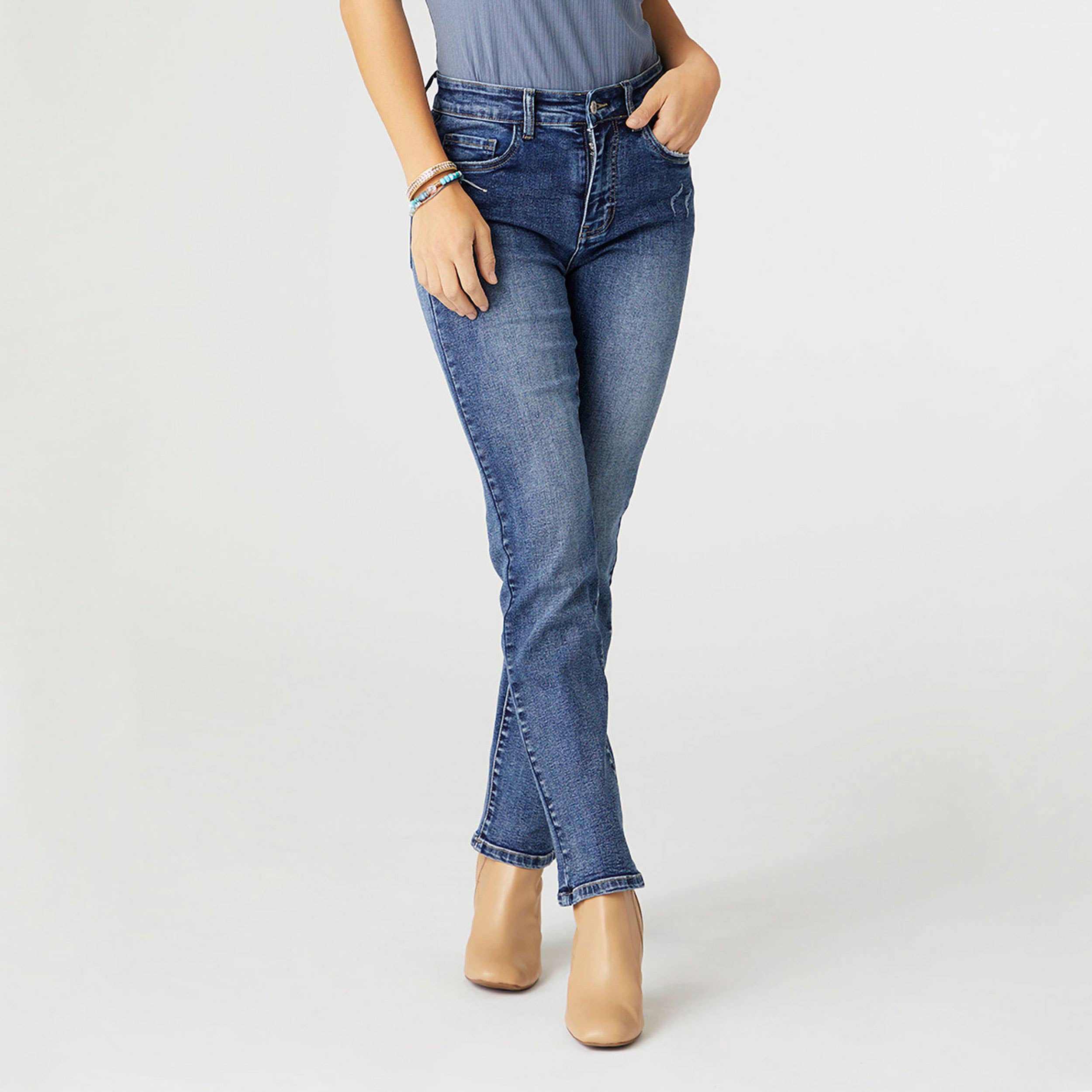 EverStretch Straight with Bottom Cuff: Medium Denim