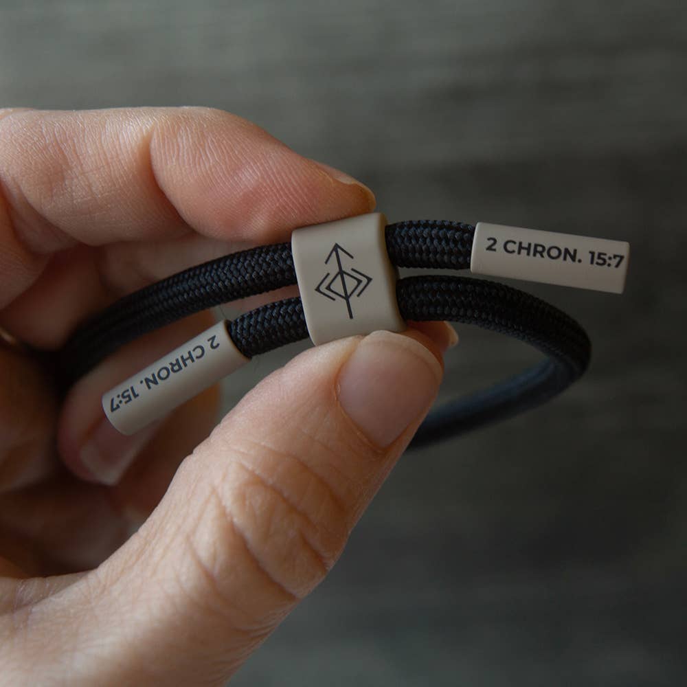 DON'T GIVE UP Christian Cord Bracelet