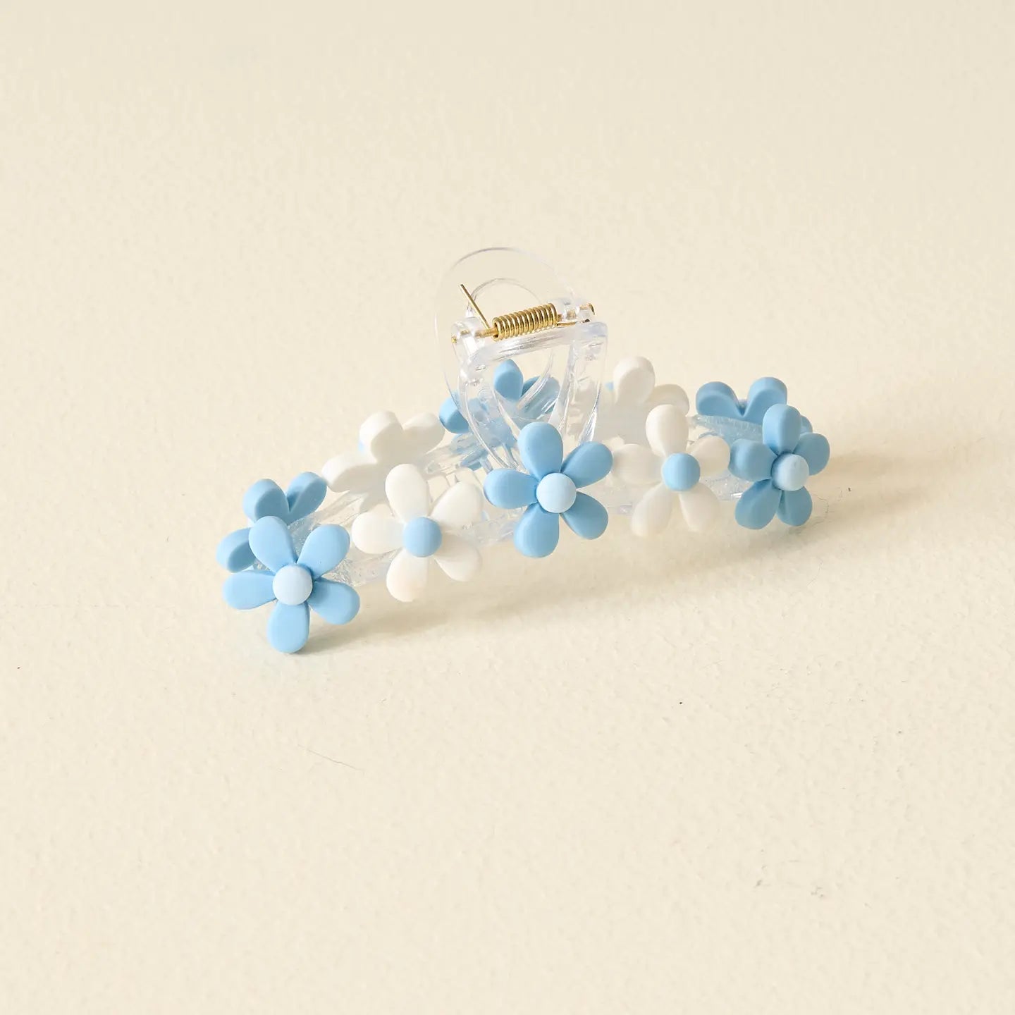 The Daisy Claw Clip in Light Blue