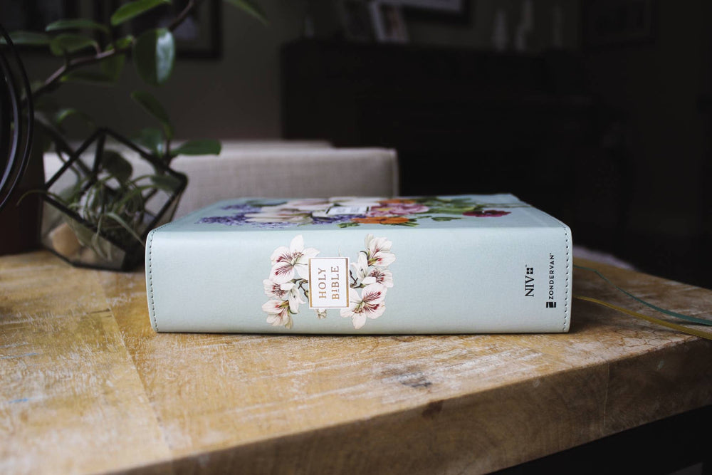 NIV Artisan Collection Bible Large Print Leathersoft Sage Floral