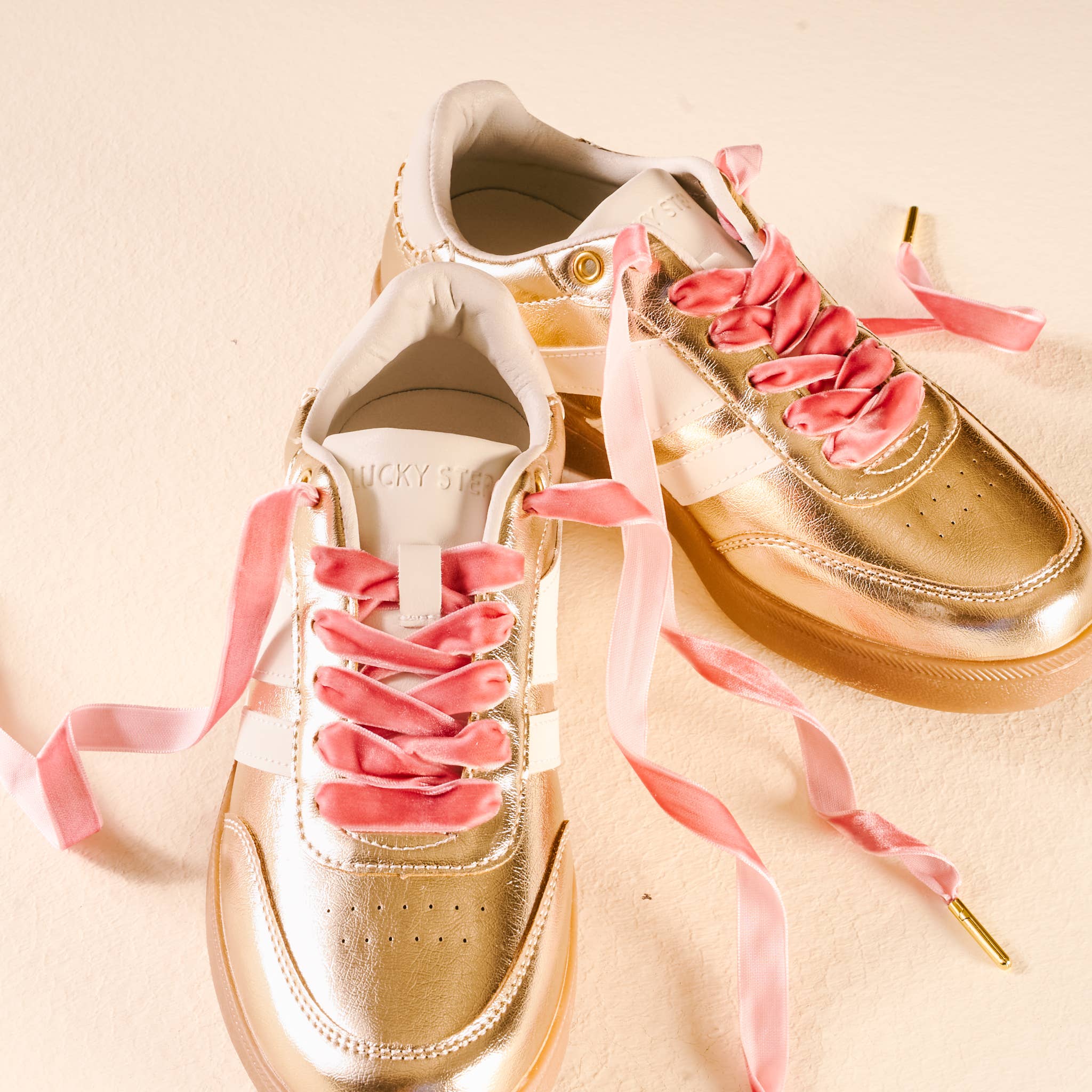 Step It Up Shoelaces in Velvet Rose