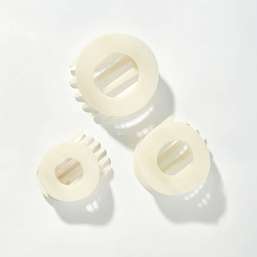 Coconut White Large Flat Circle Hair Clip