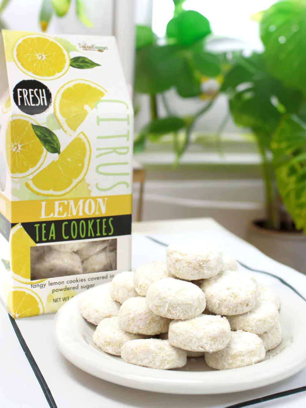 lemon tea cookies with powder sugar 