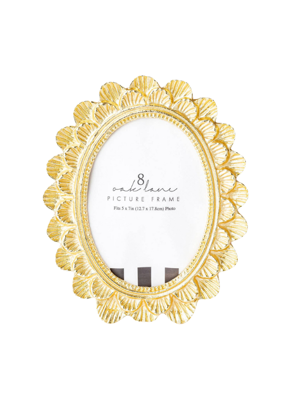 Gold Scalloped 5x7 Picture Frame