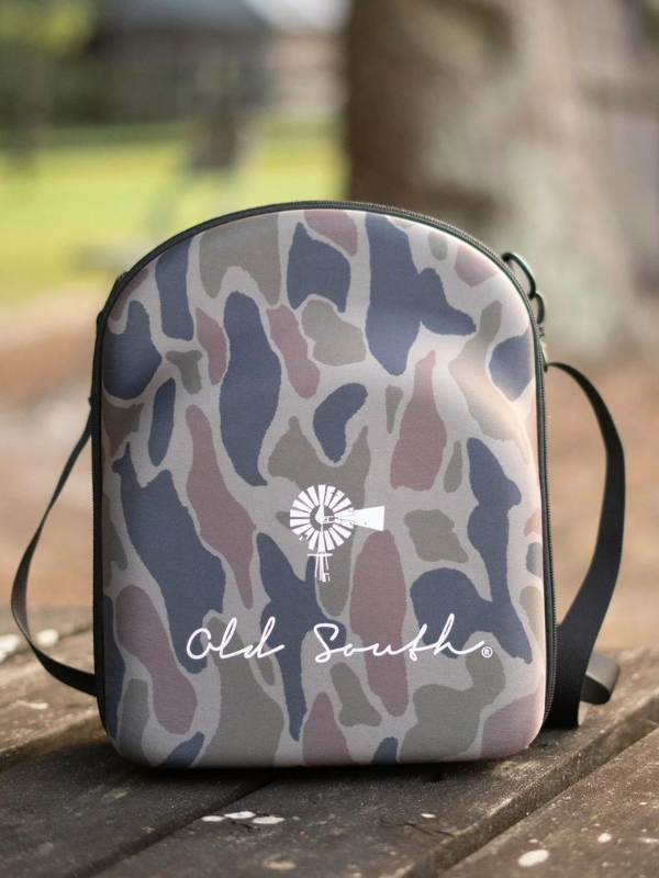 6 Hat Travel Case in Thicket Camo by Old South