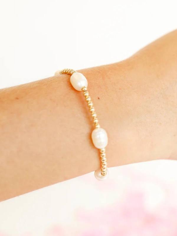 Pearl Poppi Gold Beaded Bracelet