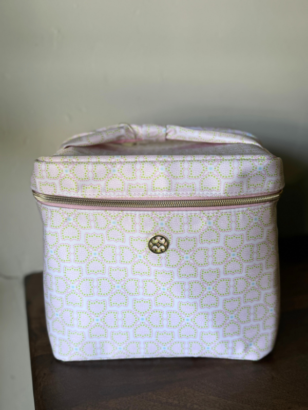 Ultraglam in Fresh Start