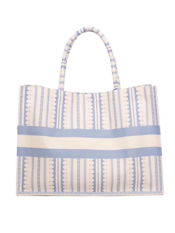 Chantilly Classic Tote