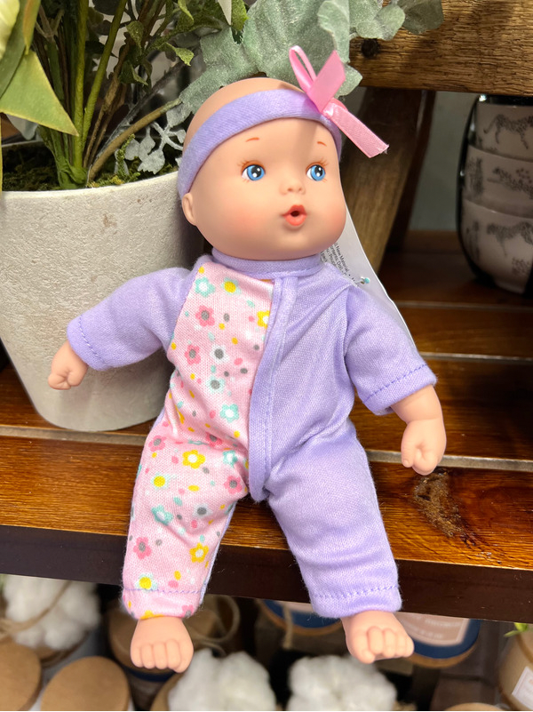 Madame alexander best sale small dolls